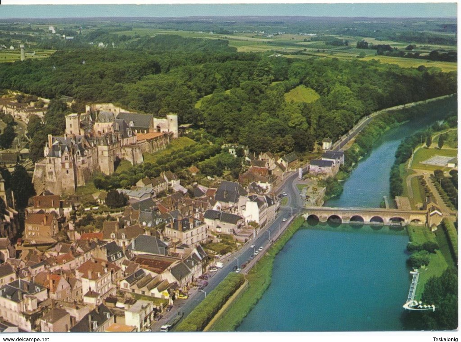 SAINT AIGNAN SUR CHER (41.Loir Et Cher) Vue Générale Aérienne. Château, Pont Sur Le Cher, Piscine - Saint Aignan