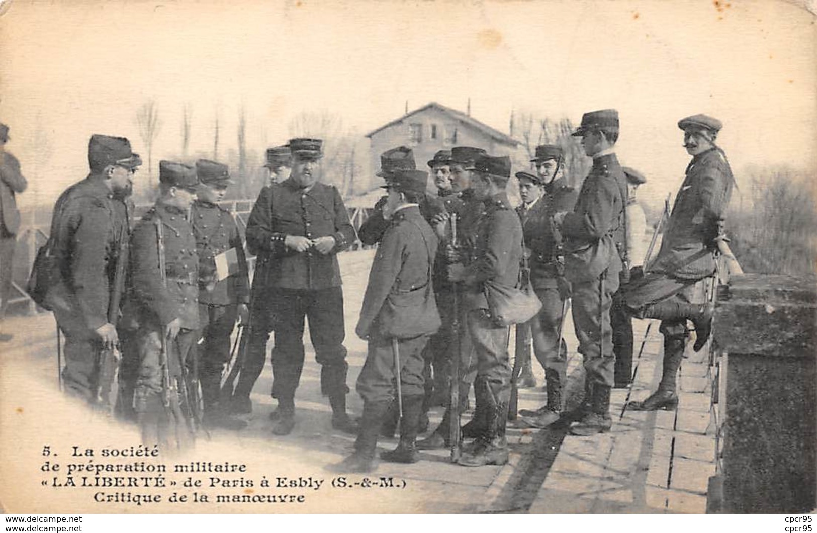 77.n°59342.esbly.la Société De Prépaation Militaire.la Liberté - Esbly