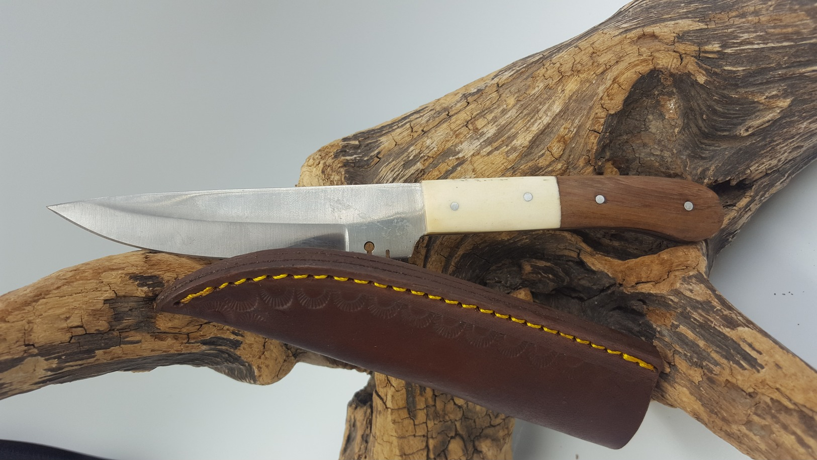 LOT DE 2 Couteaux Fixe Couteau Médiéval Avec étui En Cuir CORNE BLANCHE - Blankwaffen