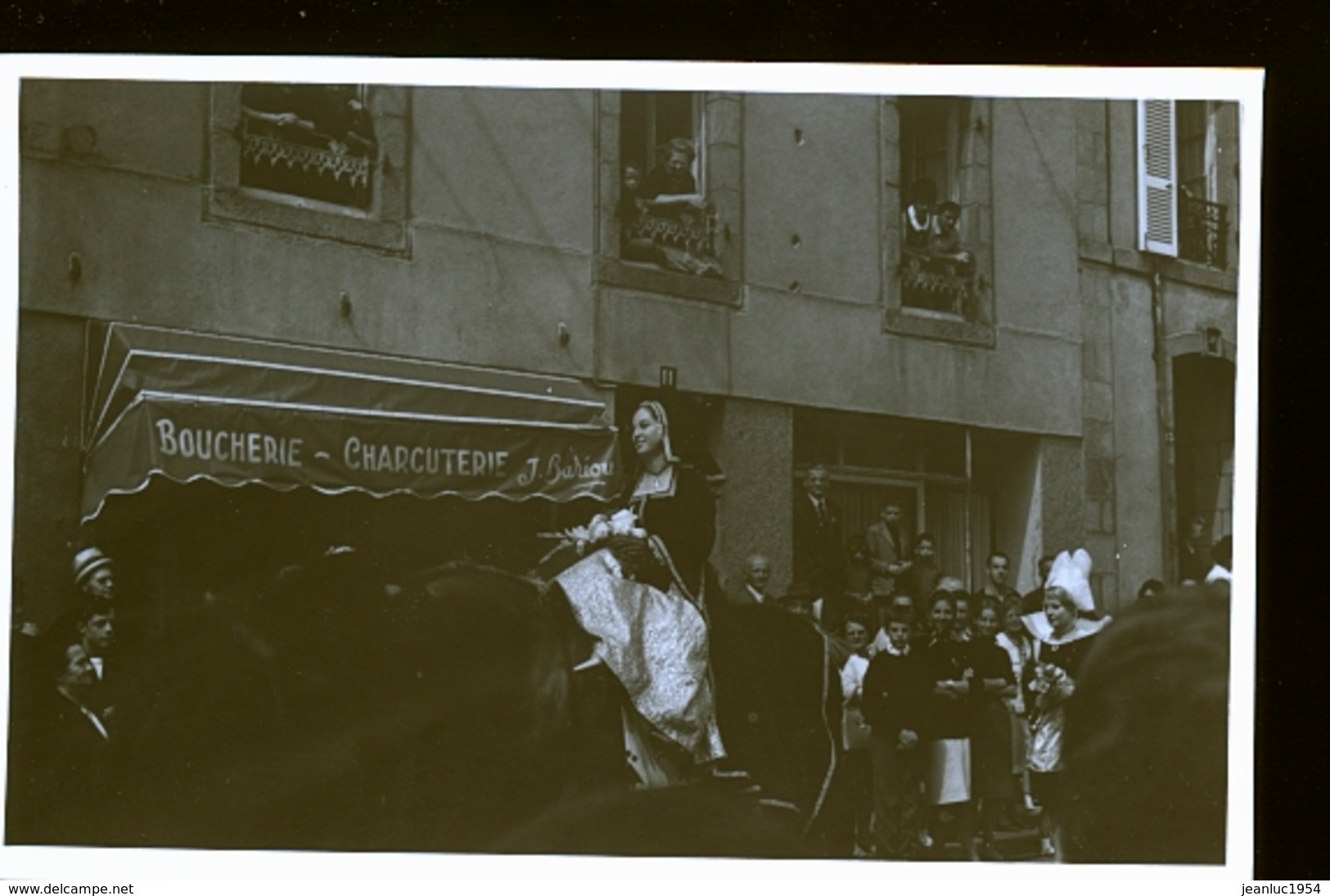 ILE DE SEIN    CP PHOTO   1947 LE FETE - Ile De Sein