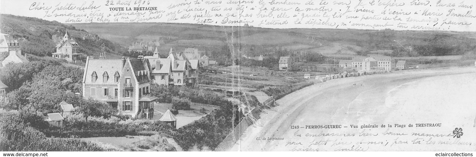 Perros-Guirec Et Ploumanach      22     Vue Générale De La Plage De Trestraou. Carte Double Et Panoramique   (voir Scan) - Perros-Guirec