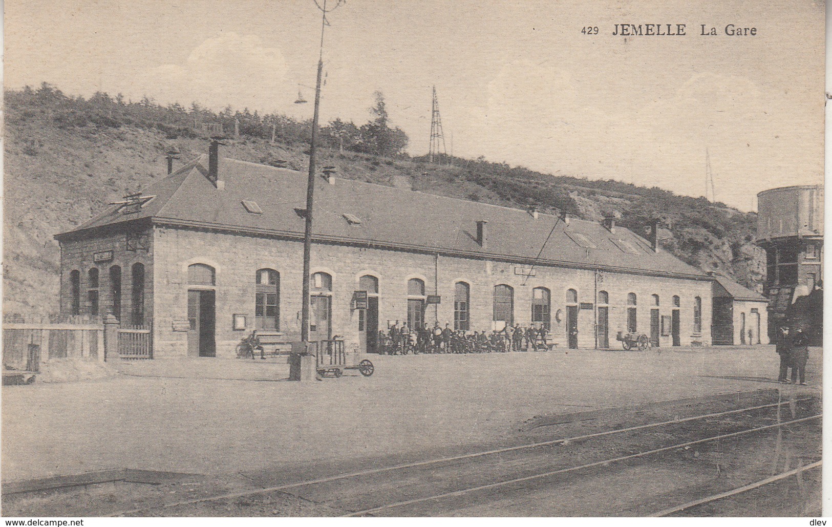 Jemelle - La Gare - Animé - Edition Chaudoir N) 429 - Gares - Sans Trains