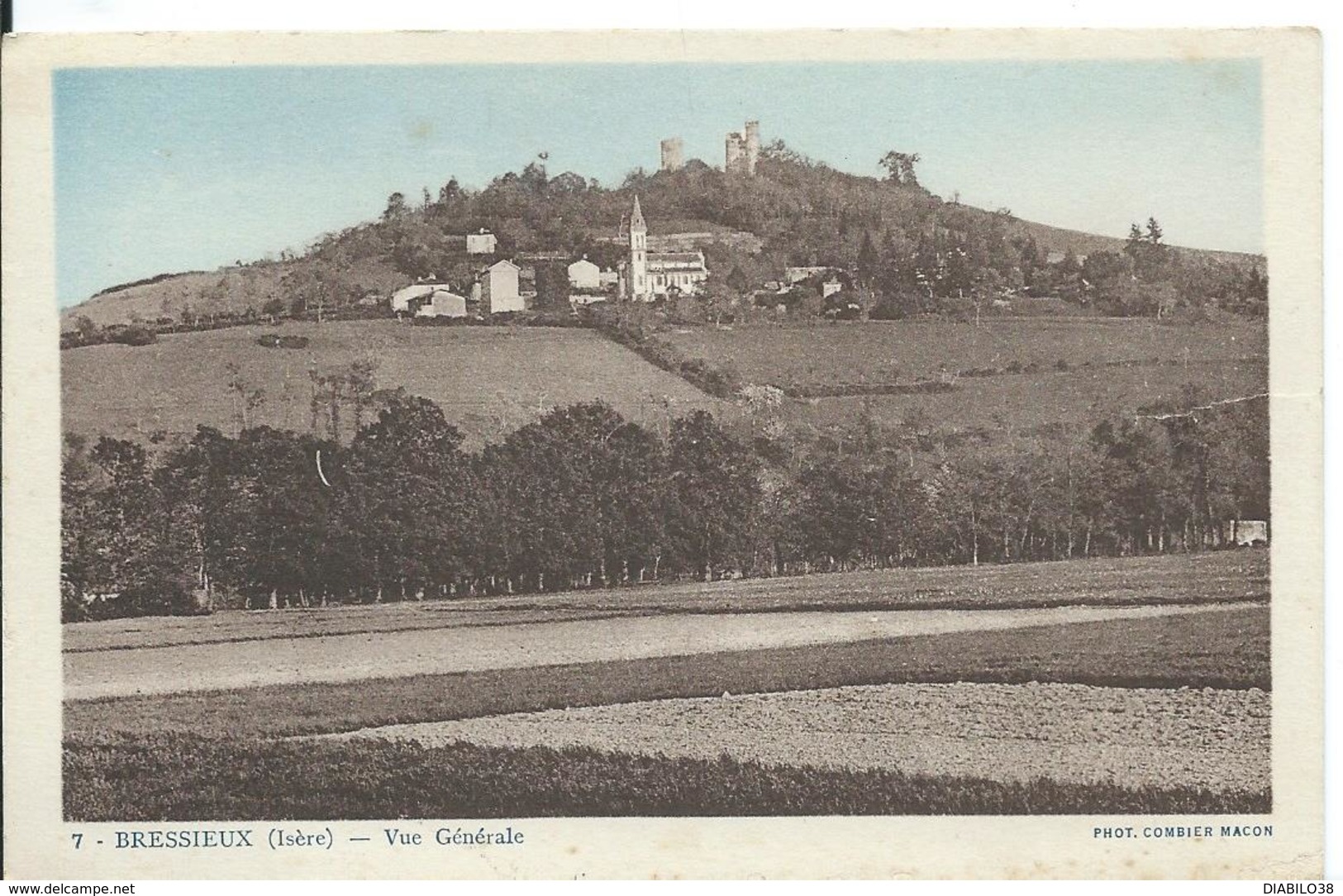 BRESSIEUX  (   ISÈRE  ) VUE GÉNÉRALE - Bressieux