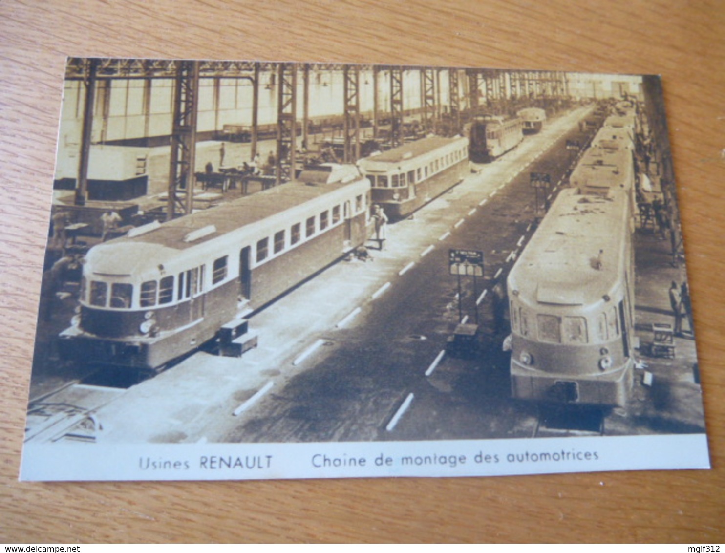 USINES RENAULT : CHAINE De MONTAGE Des AUTORAILS VH Vers 1930 - Détails 2ème Scan - Equipment