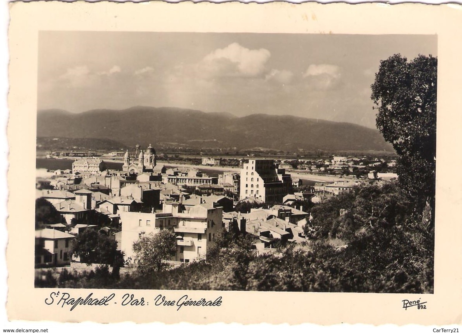 83. SAINT RAPHAËL. VUE GENERALE.1952. - Saint-Raphaël