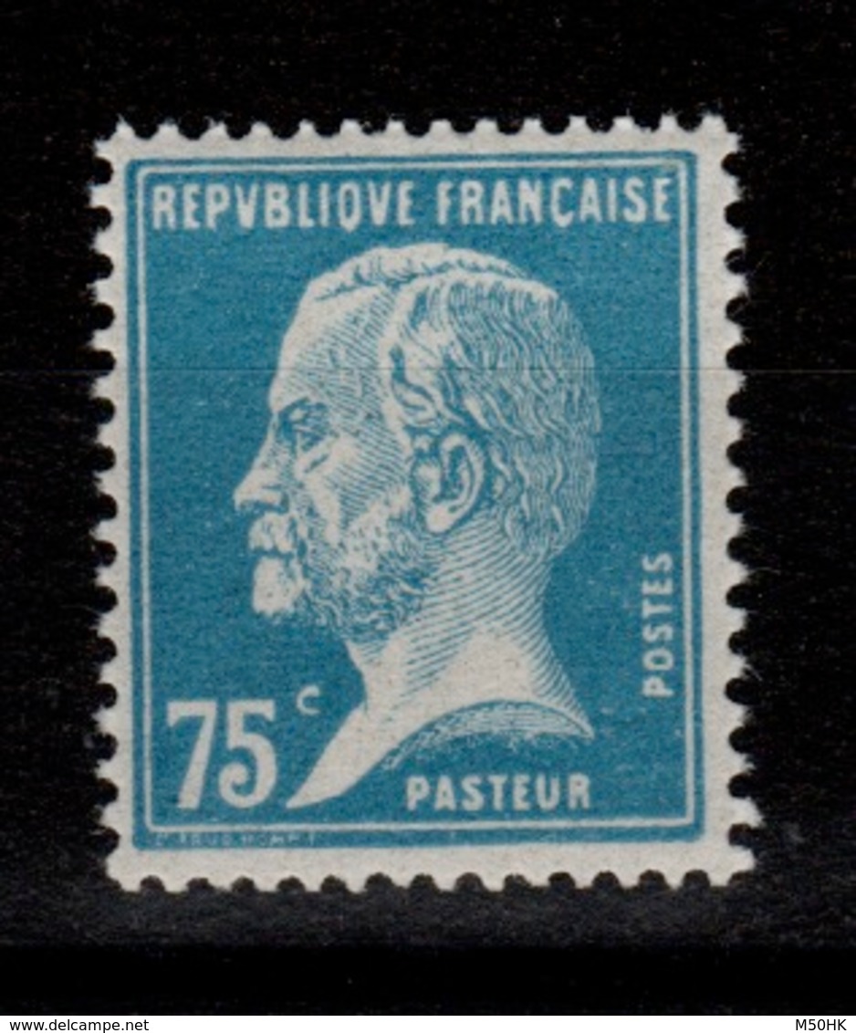 YV 177 N** Pasteur Cote 8 Euros - Nuovi