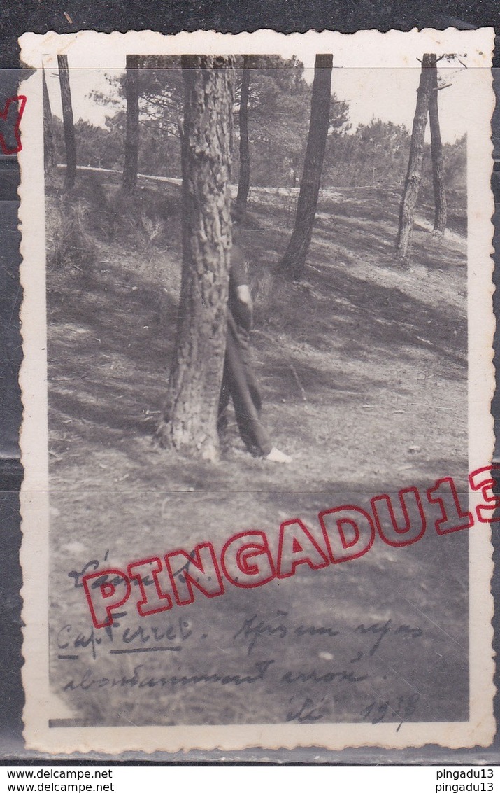 Au Plus Rapide Cap Ferret été 1938 Homme Urinant Après Un Repas Bien Arrosé ! - Lieux