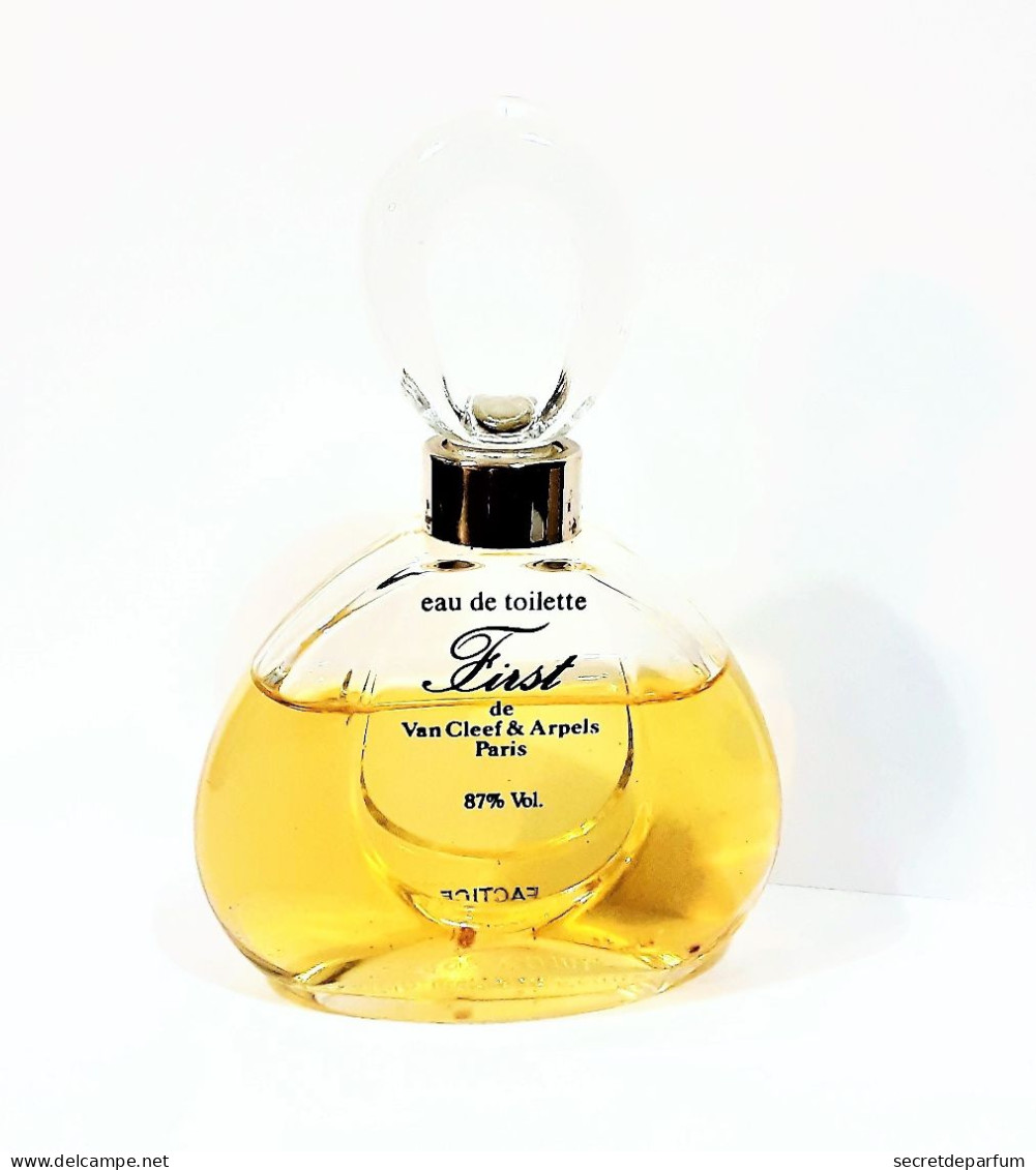 Flacons Factices De Parfum  FIRST De VAN CLEEF & ARPELS  Paris EDT  60 Ml - Dekoflaschen - Factisen