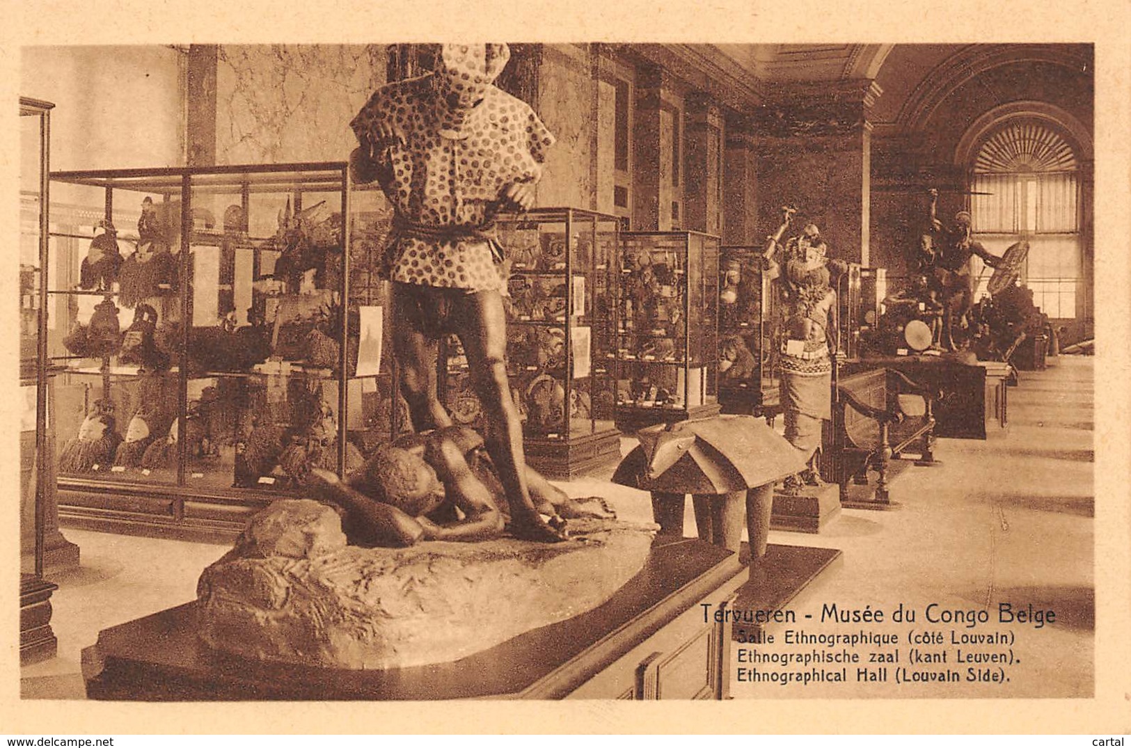 TERVUEREN - Musée Du Congo Belge - Salle Ethnographique (côté Louvain) - Tervuren