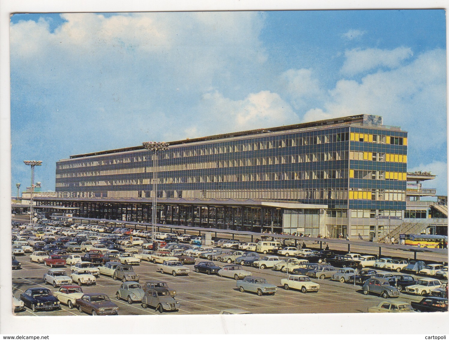 ^ AEROPORT DE PARIS ORLY AUTO CAR PARKING PARCHEGGIO AIRPORT GIULIA ALFA ROMEO PANORAMA 118 - Autres & Non Classés