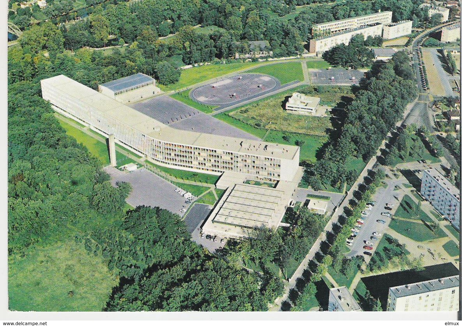 POISSY. CP Lycée Le Corbusier - Poissy