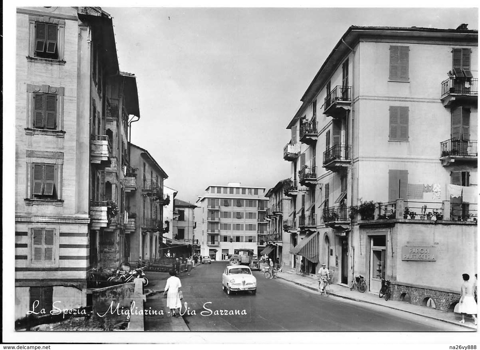 La Spezia - Migliarina - Via Sarzana. Auto, Car, Voitures. Alfa Romeo Giulietta. - La Spezia