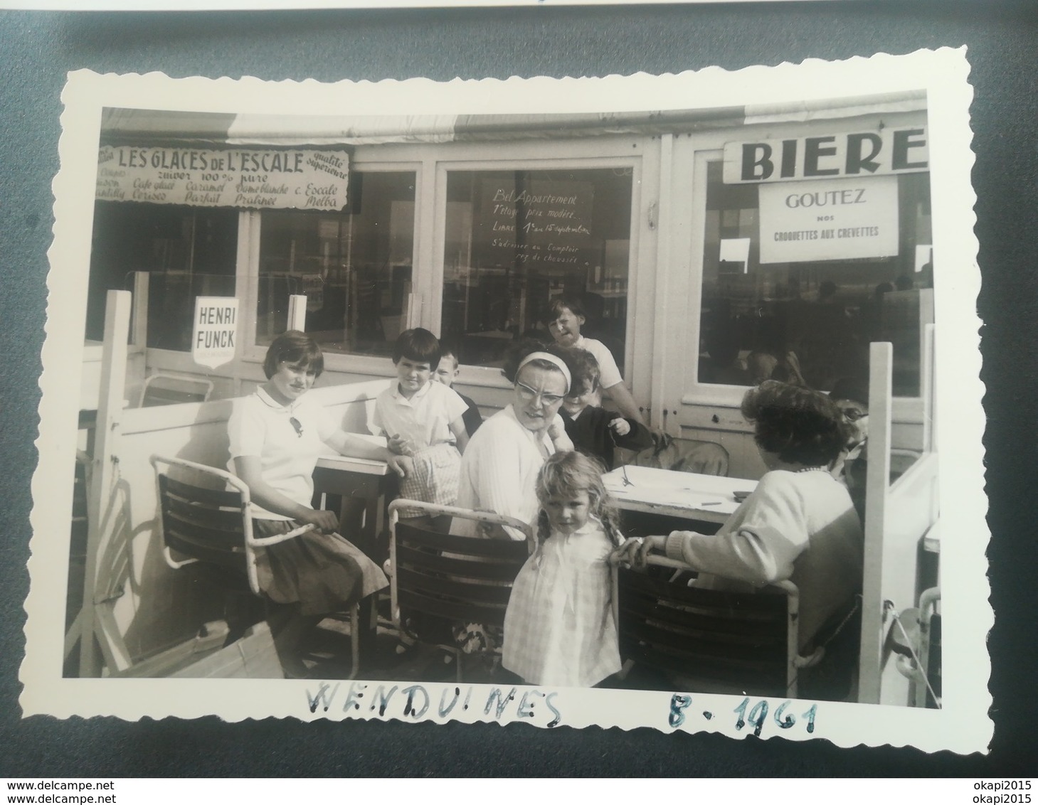 GLACES DE L ESCALE À WENDUINE WENDUYNE BELGIQUE PLAGE MER COUPLE PERSONNES VACANCES LOT 26 PHOTOS DE 2 FAMILLES