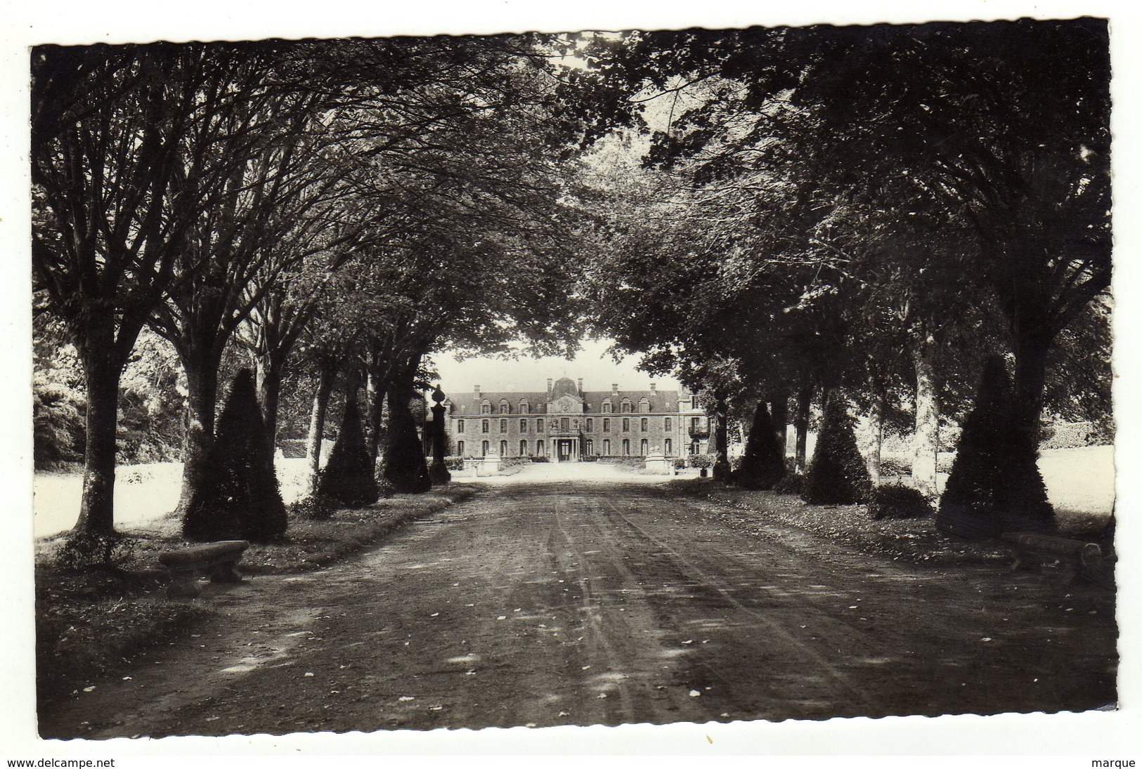 Cpsm BECHEREL Château De Caradeuc Allée D' Arrivée - Bécherel