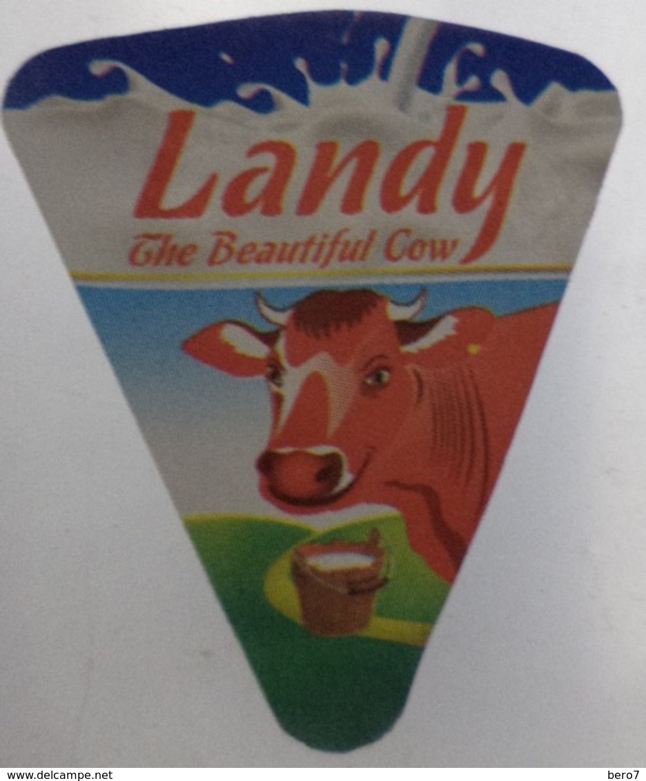 EGYPT - Landy The Beautiful Cow Cheese Label  Etiquette De Fromage - Fromage