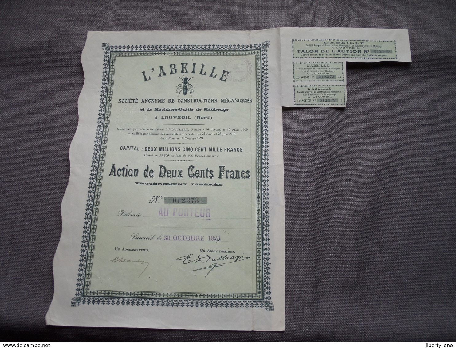 L'ABEILLE / Nr. 012.373 : Action De 200 Francs Au Porteur > 1924 Louvroil ( Voir Photo ) ! - A - C