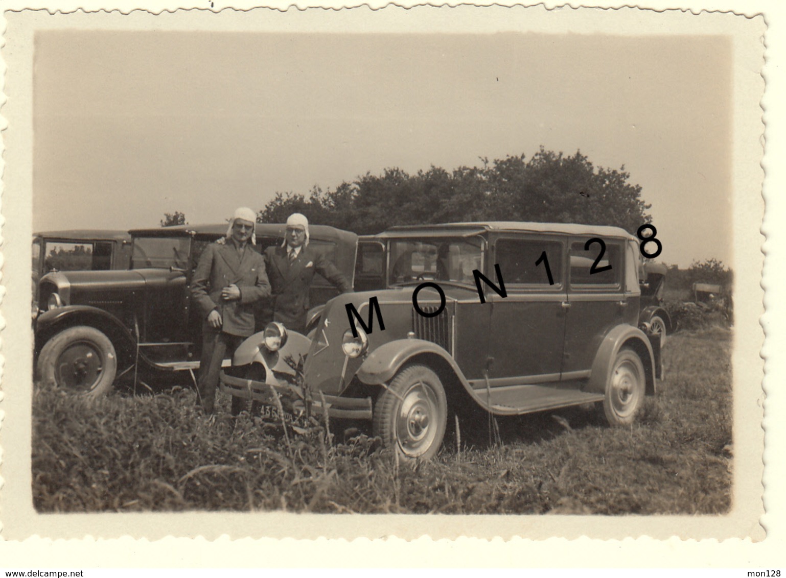 VOITURE AUTOMOBILE RENAULT PRIMA - PHOTO DE JUIN 1932 AUX 24H DU MANS PRES DU VIRAGE D'ARNAGE-8,5x6 Cms - Automobile