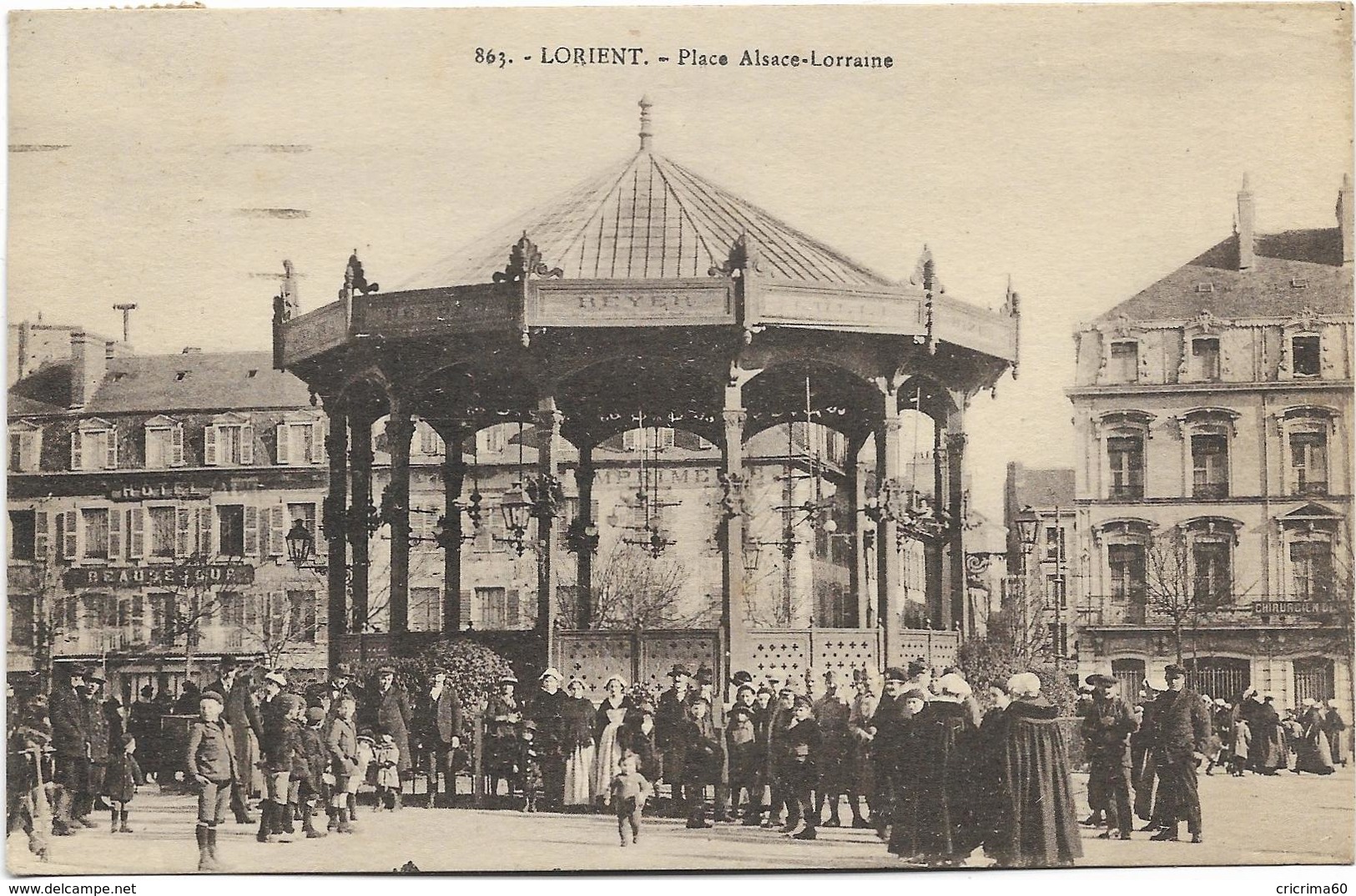 Lot de 15 CPA de FRANCE (toutes scannées) - La plupart animées et toutes ayant circulé de 1905 à 1932. Bon état général.