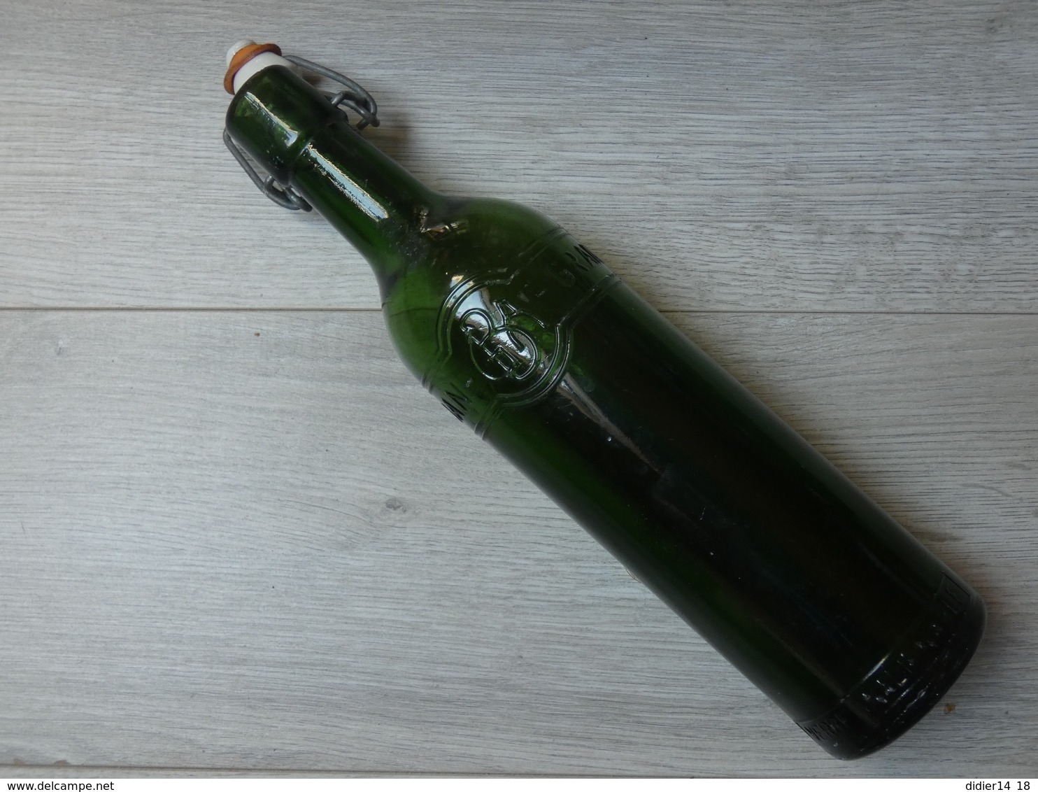 BOUTEILLE BIERE. GBA  GRANDE BRASSERIE ARDENNAISE. SEDAN ARDENNES. 1/2LITRE. 29cm. - Bier