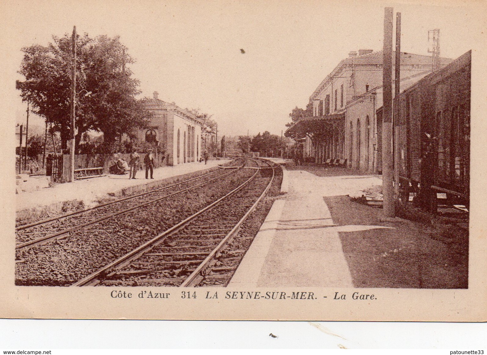 83 LA SEYNE SUR MER INTERIEUR DE LA GARE ANIMEE - La Seyne-sur-Mer