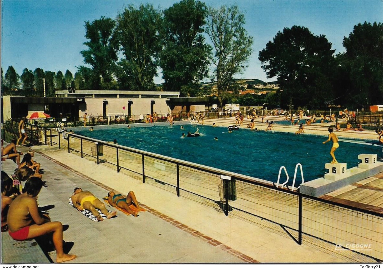 CPM. SAINT YORRE. LA PISCINE. 1994. - Andere & Zonder Classificatie