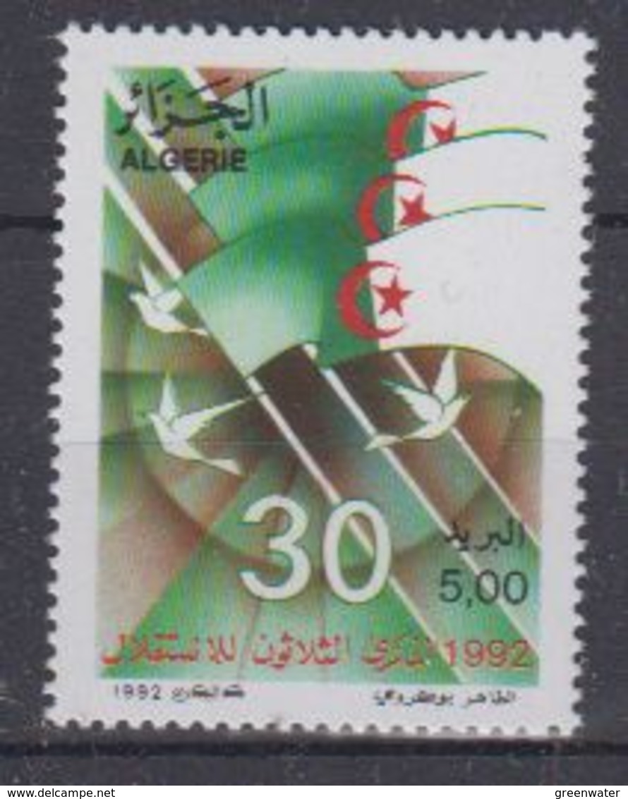 Algerie 1992 Anniversaire De L'Independance 1v ** Mnh (44008) - Algeria (1962-...)