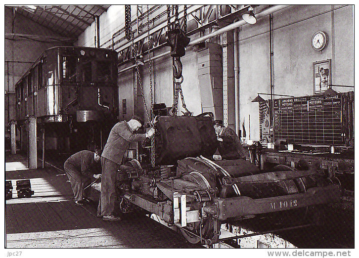 Unique 75 Carte Photo PARIS Métro Bogie Moteur De Sprague Démonté Pour Entretien Aux Ateliers Javel - Stations, Underground