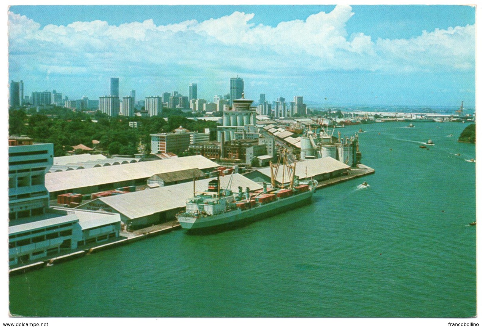 SINGAPORE - THE AERIAL VIEW OF SINGAPORE HARBOUR / SHIP / THEMATIC STAMPS-POTTER WASP - Singapore