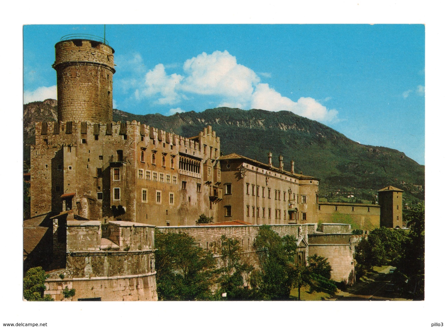 TRENTO  (TN)  :  Castello Del Buonconsiglio  - Cartolina  NON  Viaggiata  Anni  70 - Trento