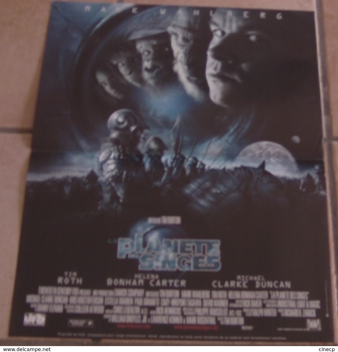 AFFICHE CINEMA ORIGINALE FILM LA PLANETE DES SINGES Tim BURTON Mark WAHLBERG Tim ROTH 2001 - Affiches & Posters