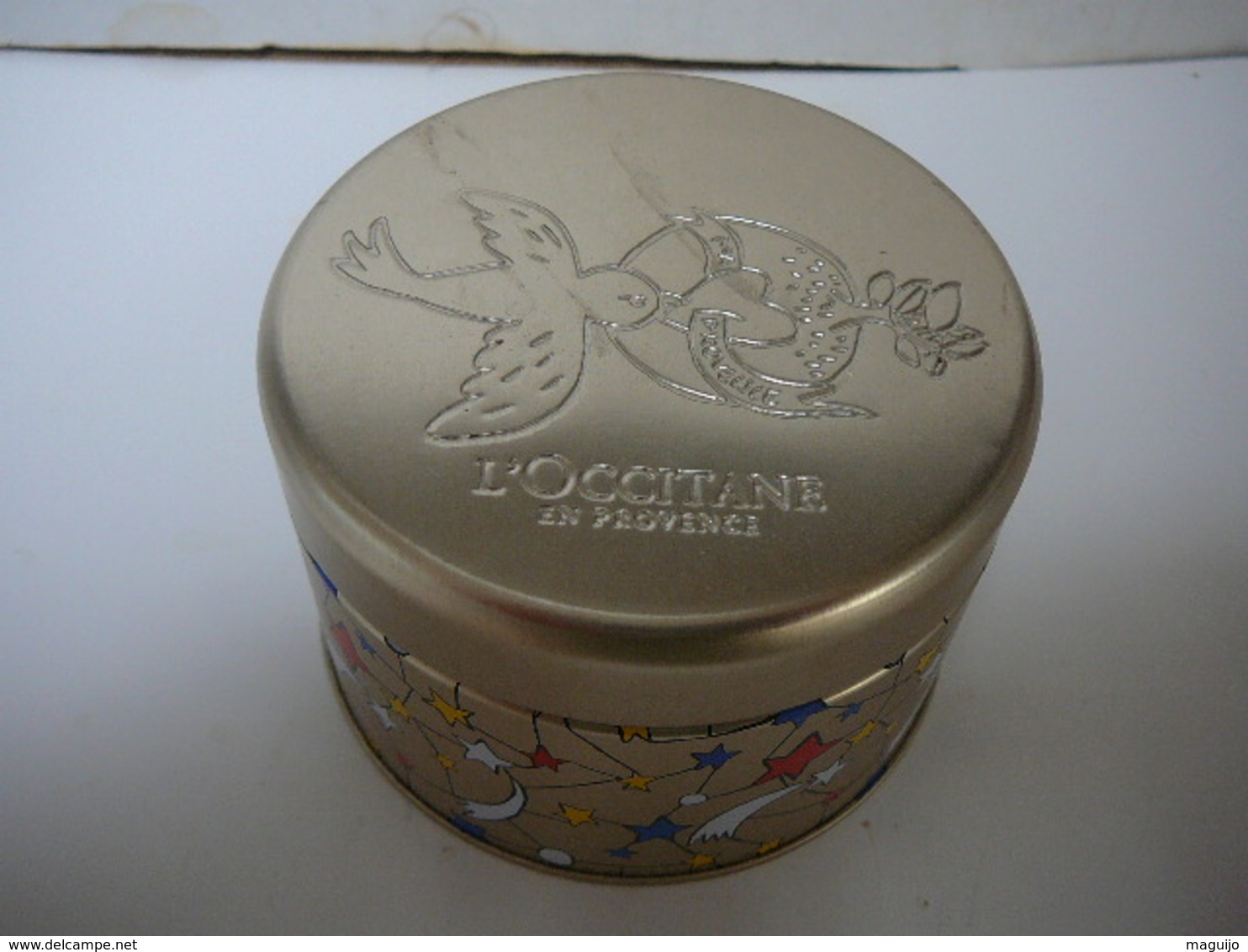 CASTELBAJAC  Pour L' OCCITANE EN PROVENCE ,SUPERBE BOITE EN METAL  "  VIDE   LIRE ET VOIR !! - Miniatures Femmes (sans Boite)