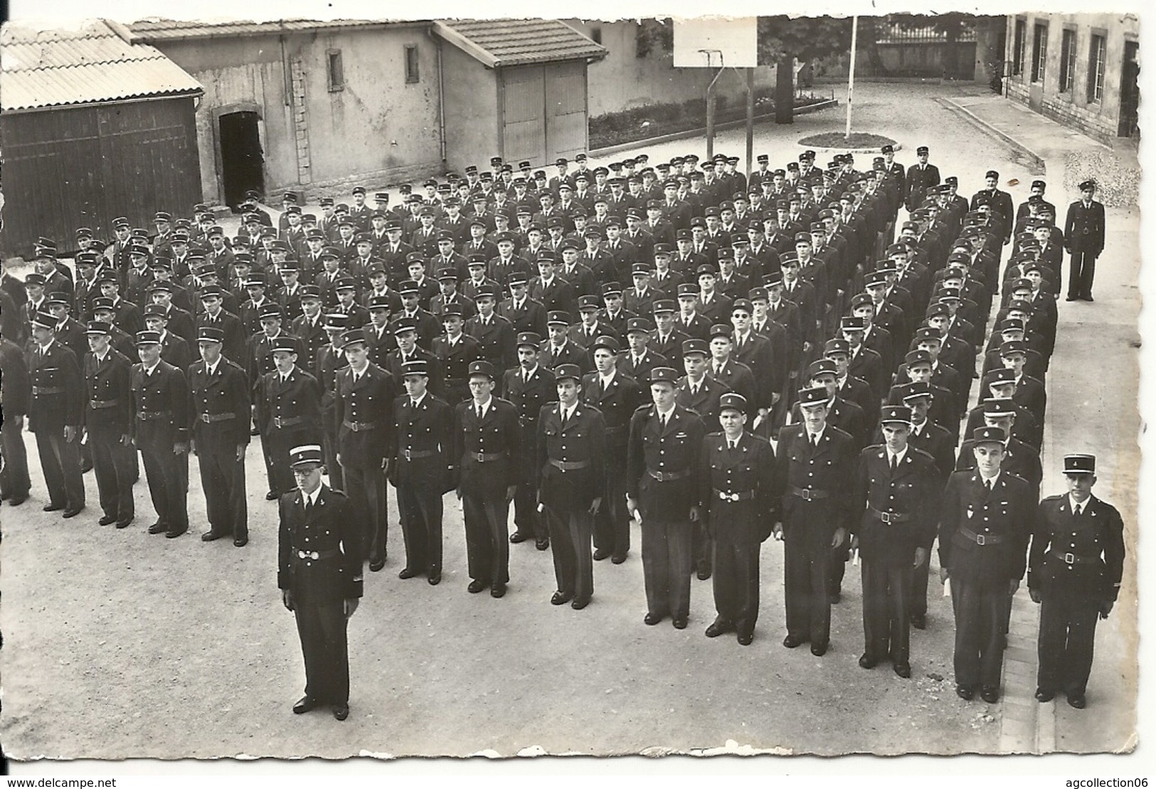 ECOLE DES BRIGADES DE DOUANES. PRESENTATION D'UNE PROMOTION - Montbéliard