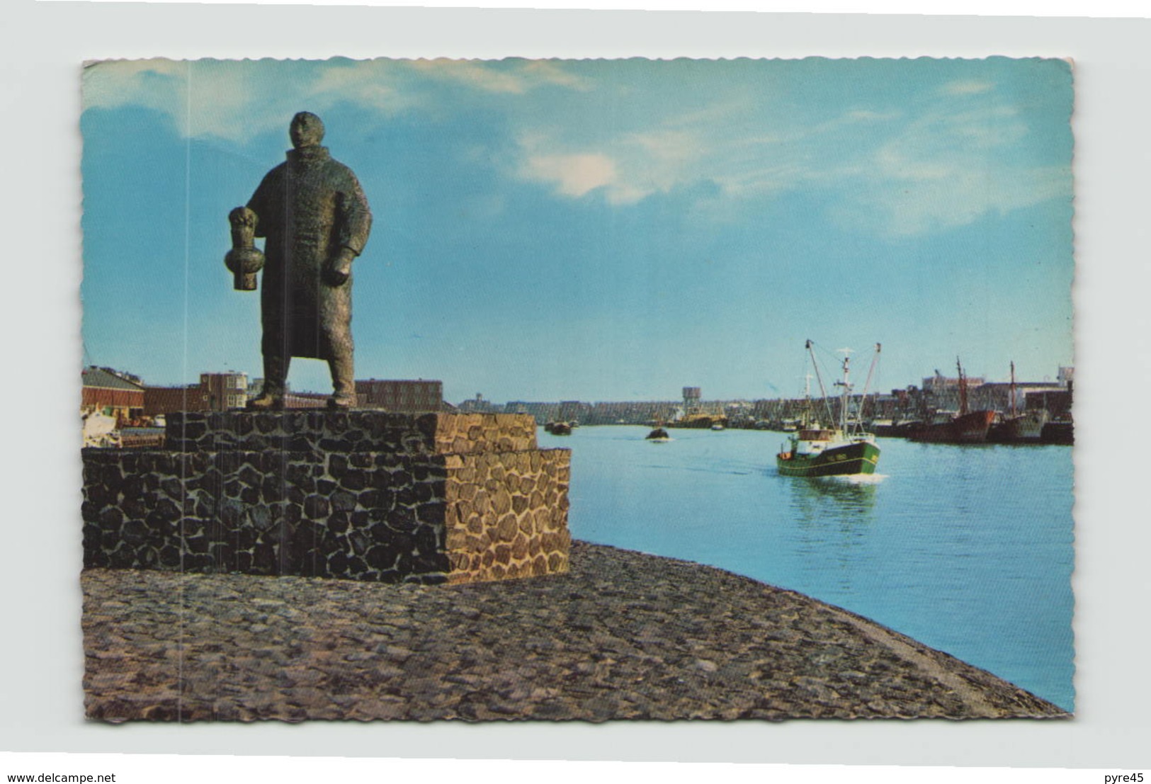 PAYS BAS IJMUIDEN VISSERSMONUMENT - IJmuiden