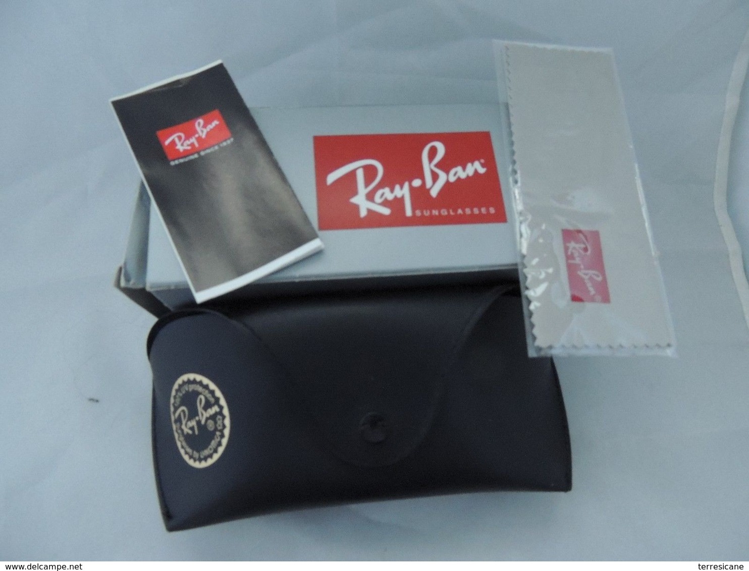 SUNGLASSES Custodia Nera Originale RAYBAN Nuova Con BOX E ACESSORI - Sun Glasses