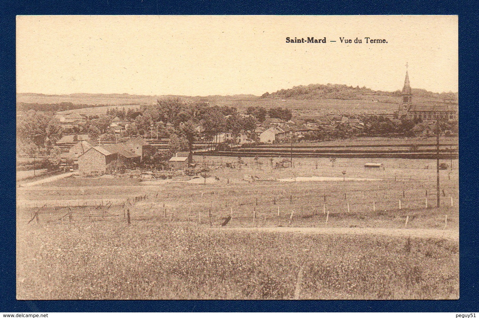 Saint-Mard (Virton). Vue Du Terme Avec L'église St. Médard - Virton