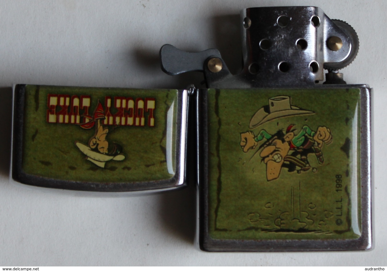 Briquet Lucky Luke Type Zippo à Essence 1998 L. L. L. - Objets Publicitaires