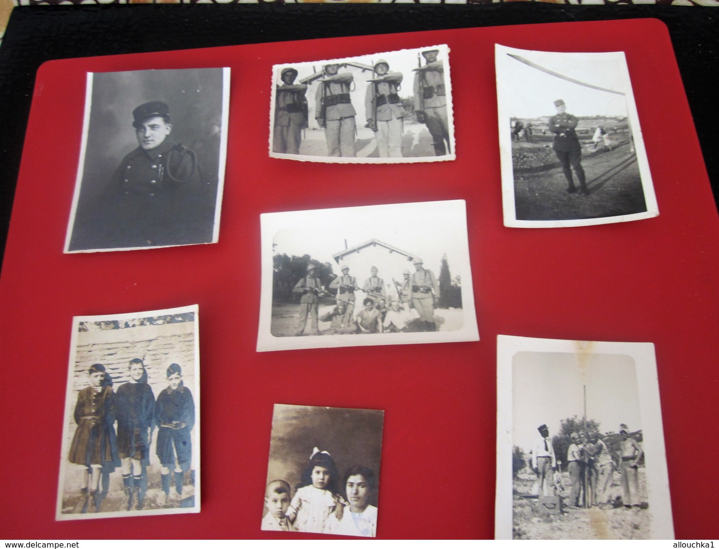 MILITARIA LOT De 7 Photos Photographie Photos Originales Algerie à étudier..Guerre, Militaires En Pose Avec Fourragère - War, Military