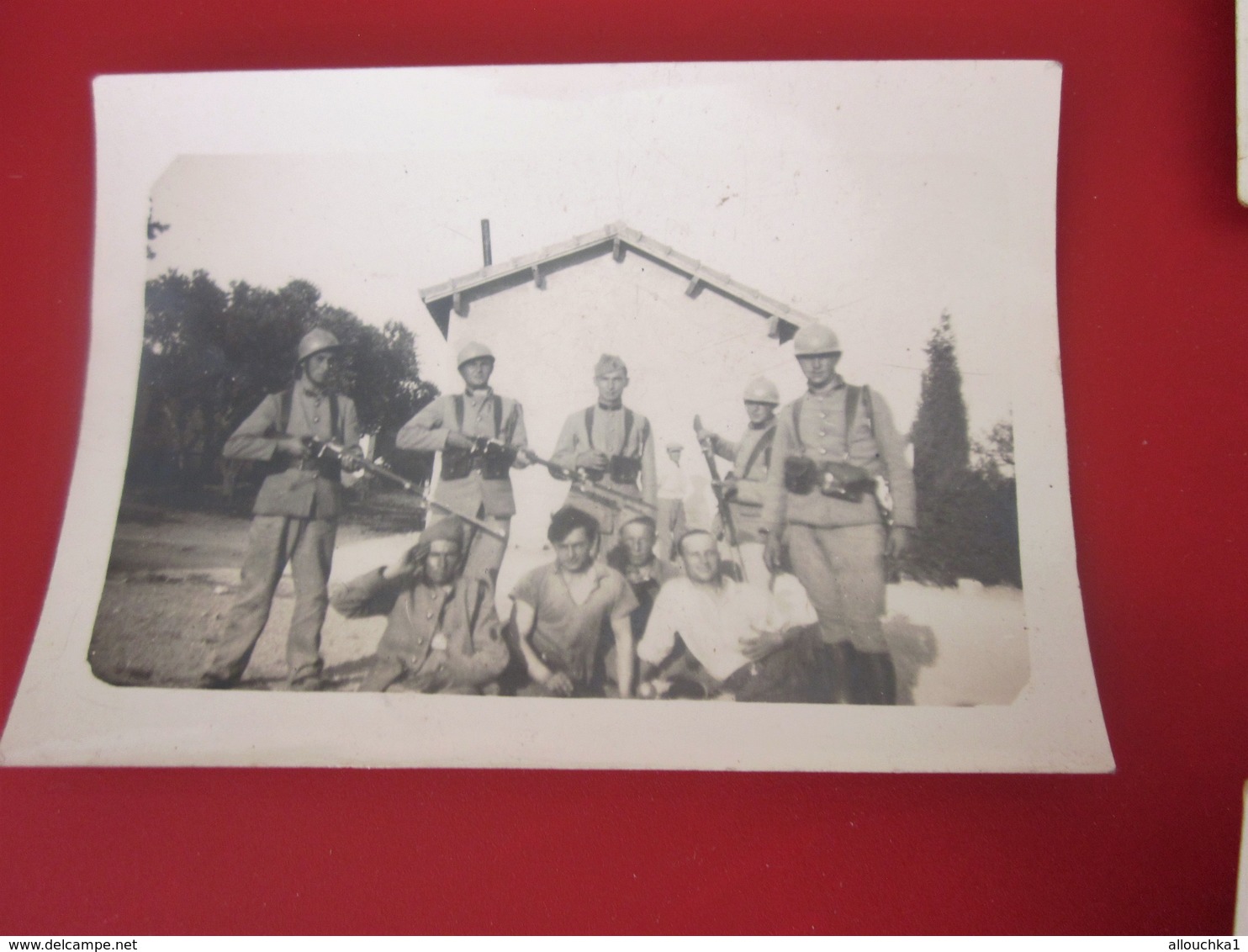 MILITARIA LOT De 7 Photos Photographie Photos Originales Algerie à étudier..Guerre, Militaires En Pose Avec Fourragère - War, Military