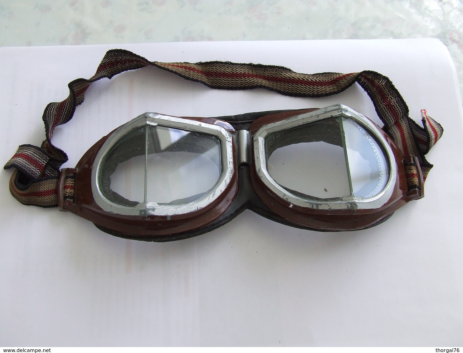 MOTO LUNETTES ANCIENNES ANNEES 40 - Motos