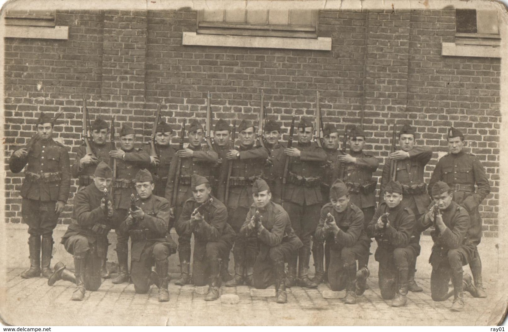 BELGIQUE - 5 Cartes Photo. - Militaires - Soldats - Pose Photographique - Service - National - Conscription. - Personnages