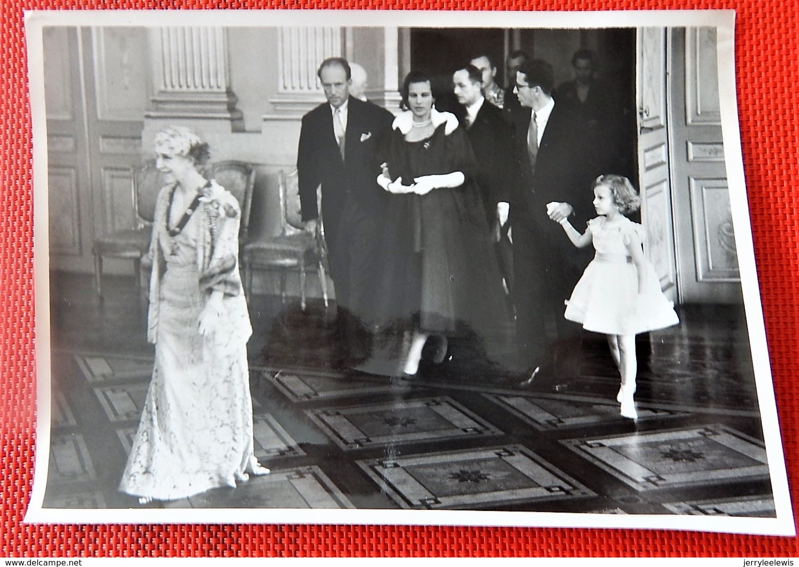 Léopold III, Liliane Baels Princesse De Réthy, Roi Baudouin, Reine Elisabeth (Photo Anvers Presse - Defraene Nestor) - Koninklijke Families