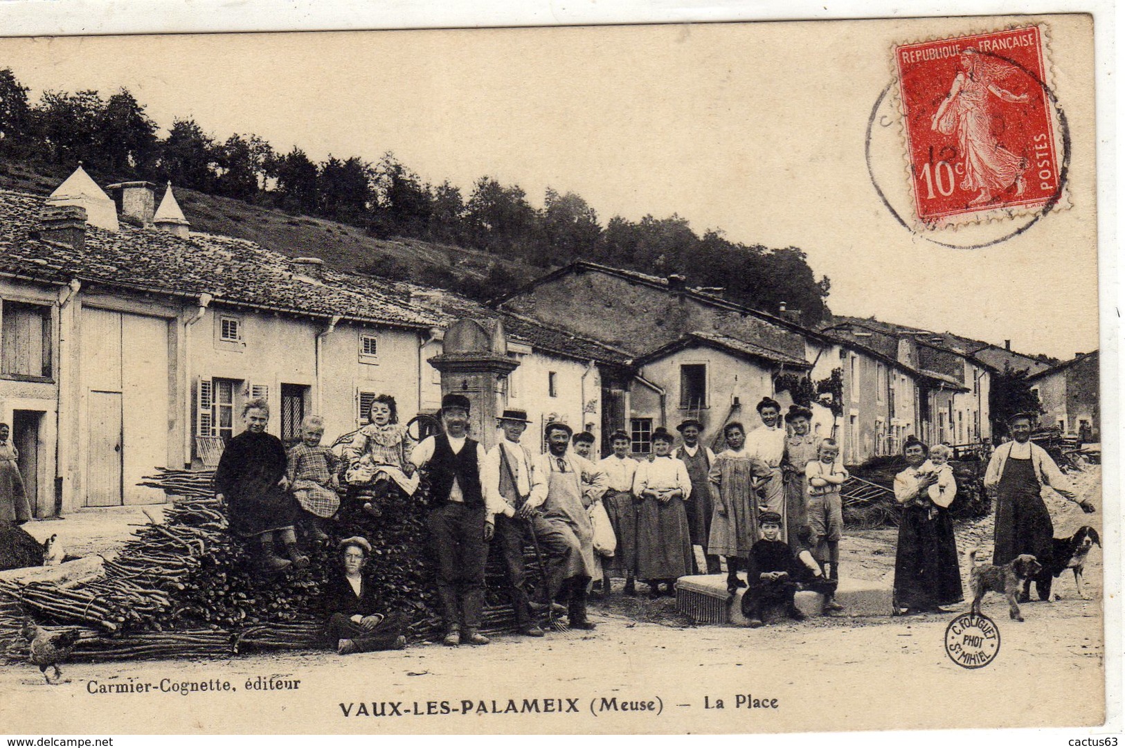 VAUX-LES-PALAMEIX  La Place - Altri & Non Classificati