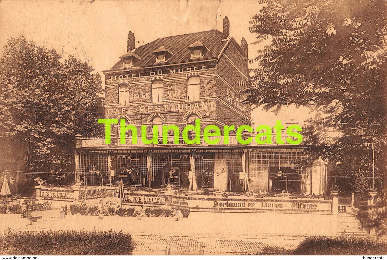 CPA TERVUREN HOTEL DU MUSEE CAFE RESTAURANT BELLE VUE TERVUEREN ( DECHIRURE - SCHEUR !! ) - Tervuren