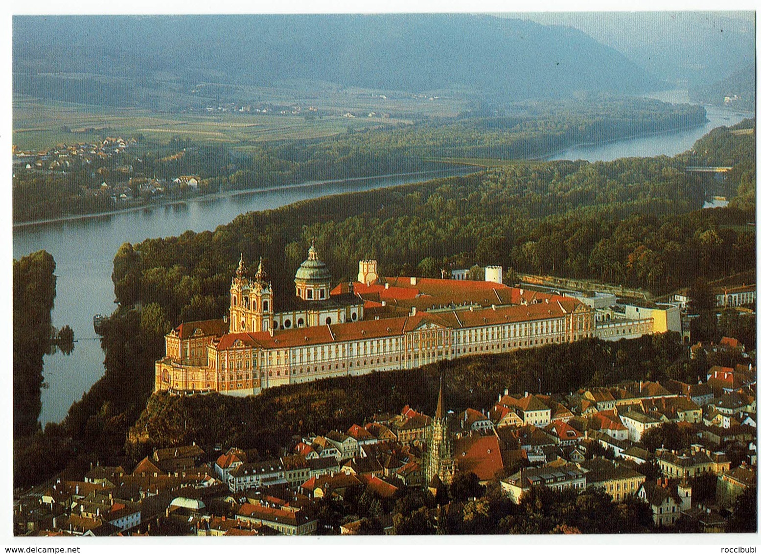 Österreich, Stift Melk, Fliegeraufnahme - Melk