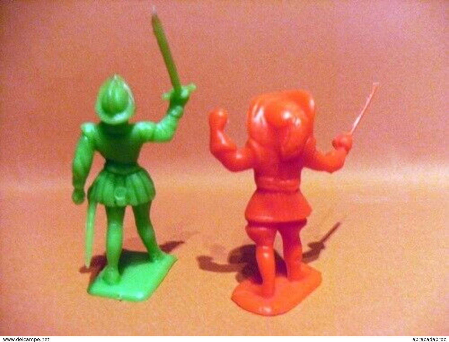 2 Figurines Plastique - Type Epoque XVI/XVII E Siecle Mousquetaire - Autres & Non Classés