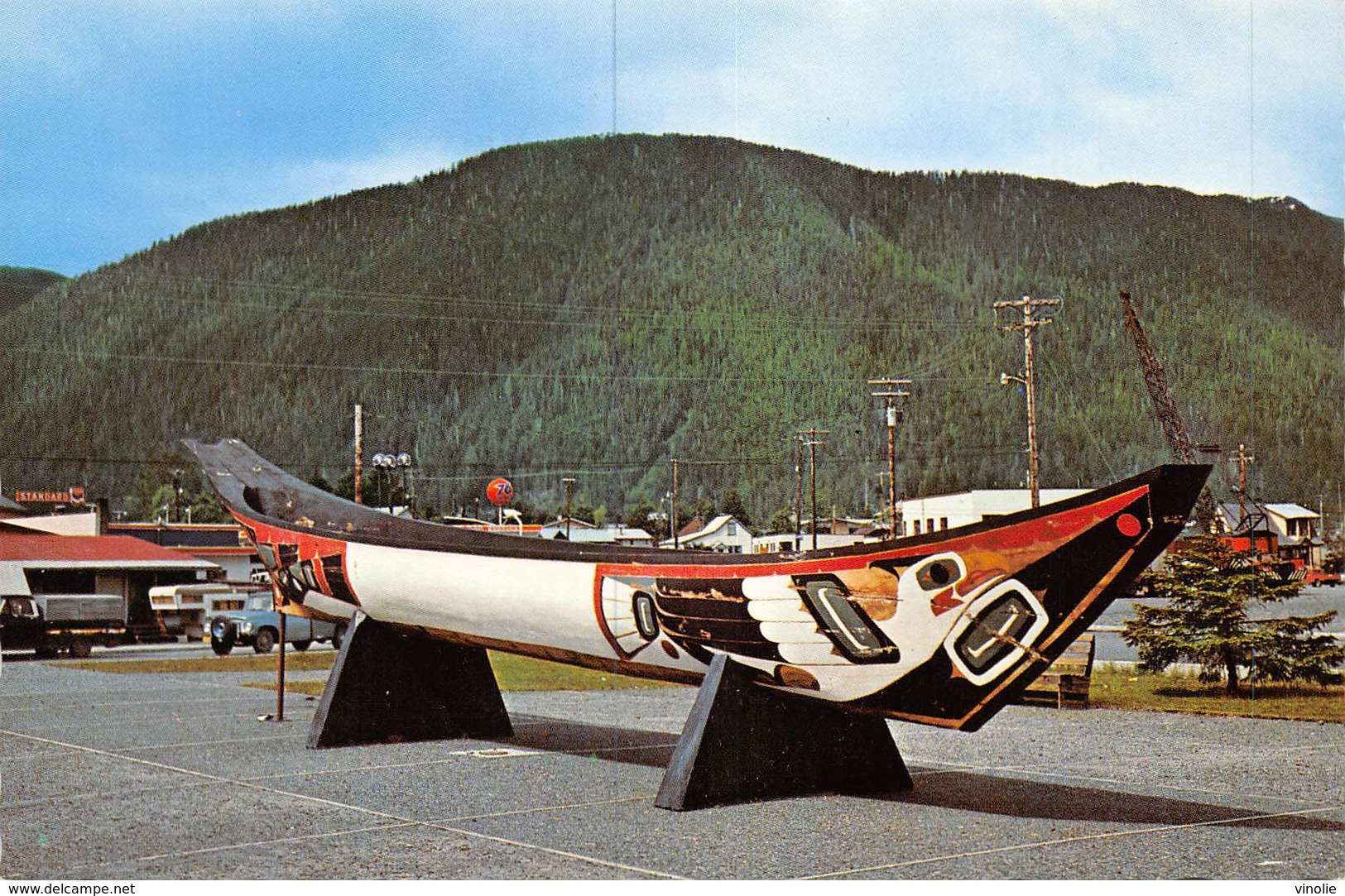 PIE.E.19-8649 :  SITKA . ALASKA. INDIAN CANOE. - Sitka