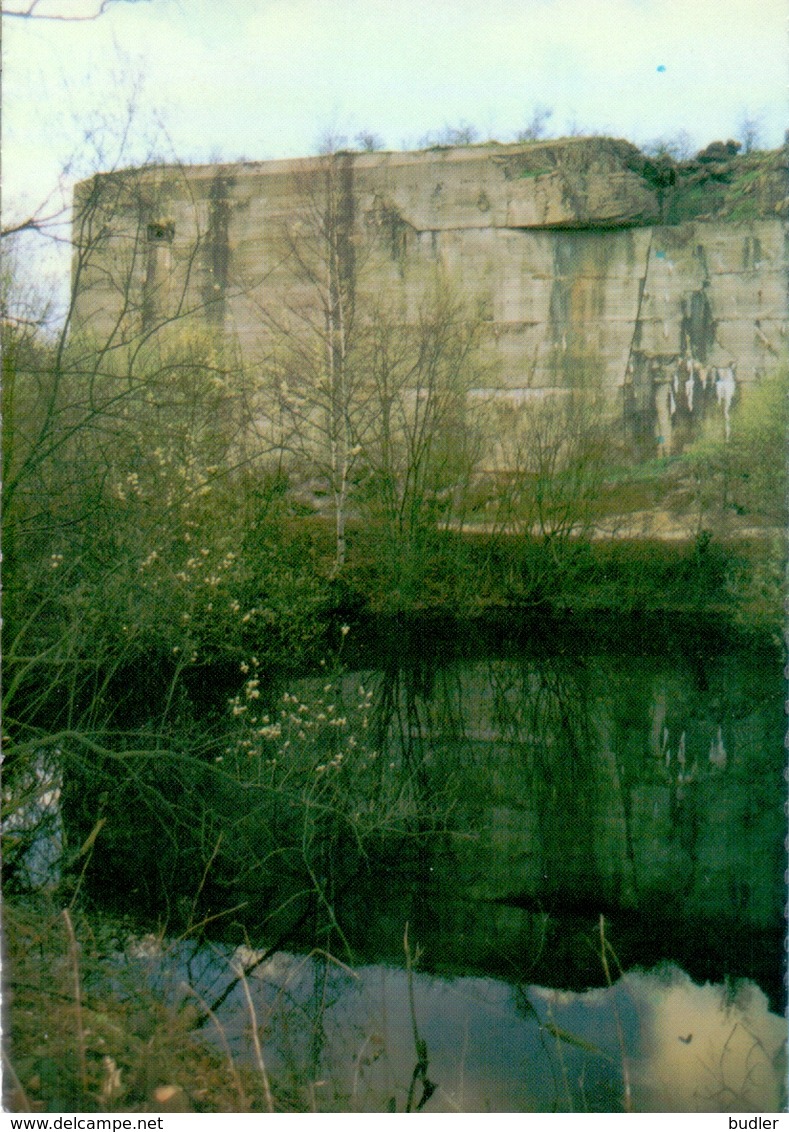 BUNKER d'ÉPERLECQUES = Une des plus grandes forteresses de béton du monde  construite pour le lancement des V2 vers ...