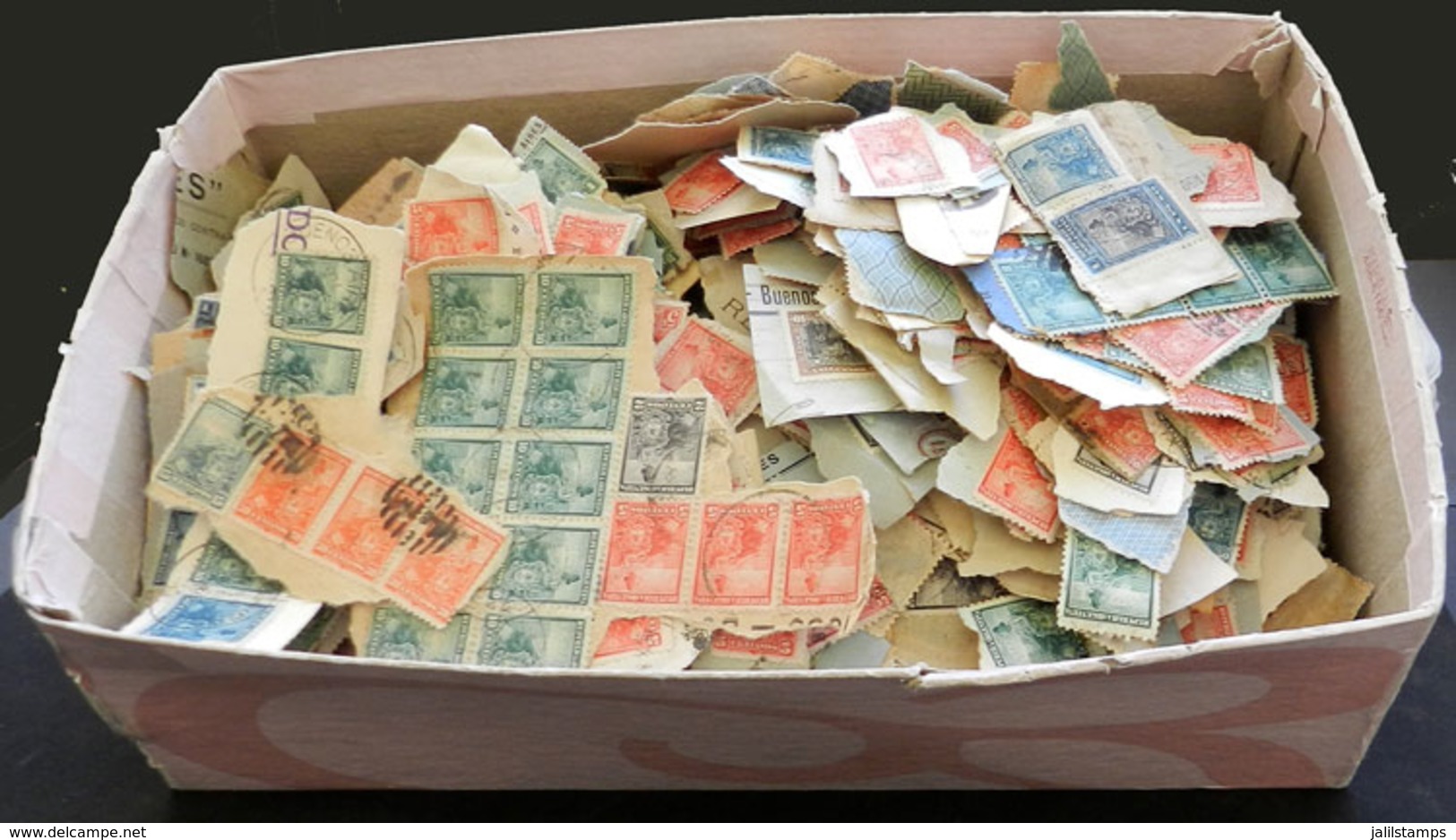ARGENTINA: SEATED LIBERTY: Box With SEVERAL THOUSANDS Used Stamps, Most On Fragments, Completely UNCHECKED Lot, It Inclu - Lots & Serien