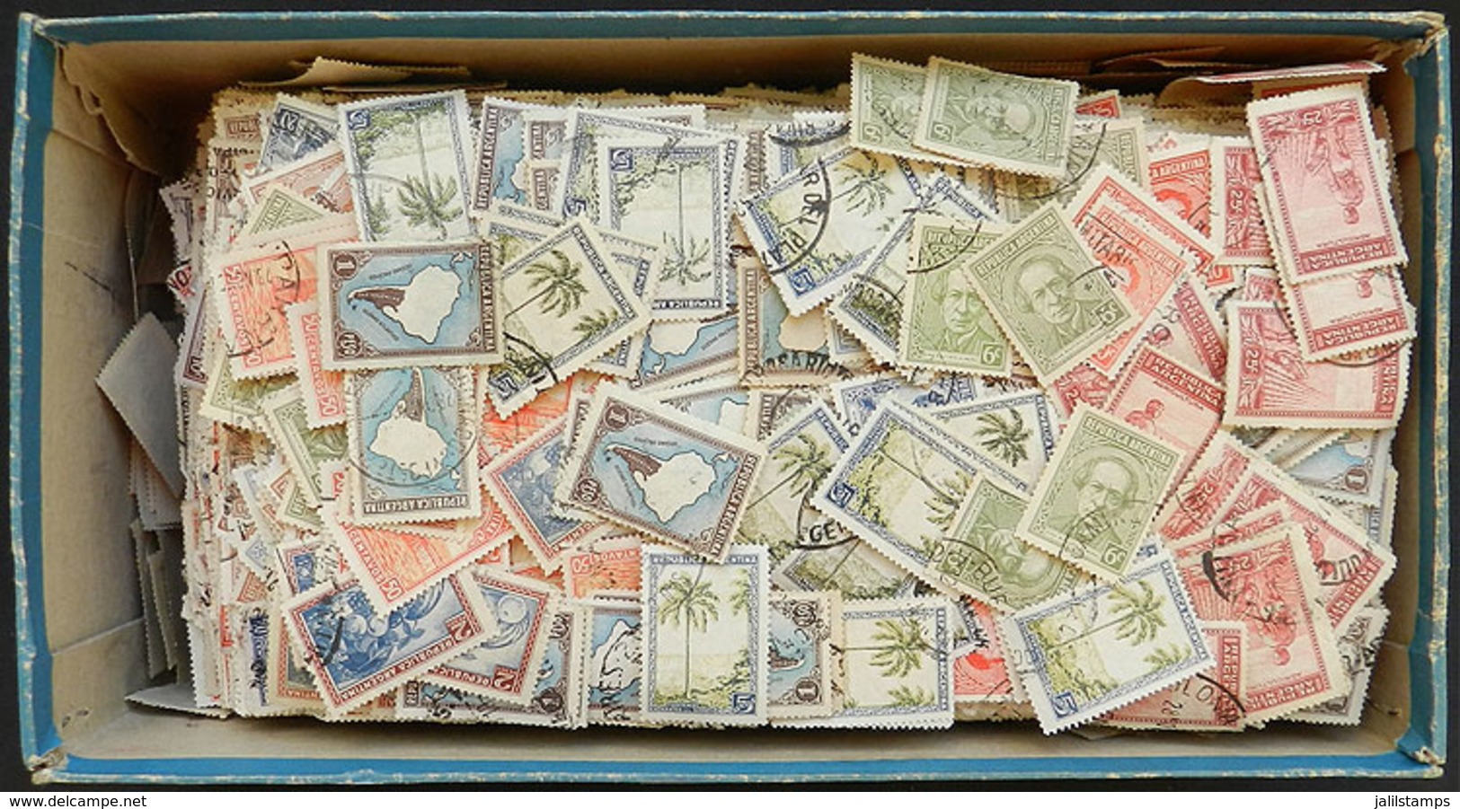 ARGENTINA: Box With Over 10,500 Stamps Of The Issue Próceres & Riquezas I (1930/1950s), Very Fine General Quality. Perfe - Collections, Lots & Séries