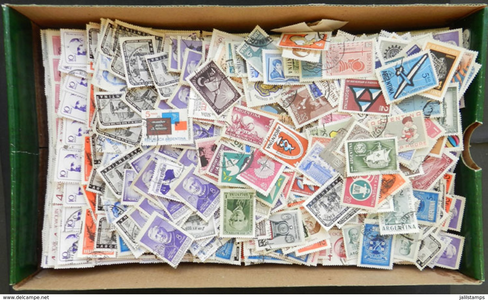 ARGENTINA: Box With Over 20,000 Used Stamps, All Commemorative Stamps Issued Between 1955 And 1980, Almost All Of Excell - Lots & Serien